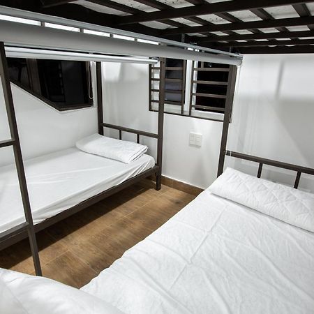 5.T Hostel Hué Extérieur photo