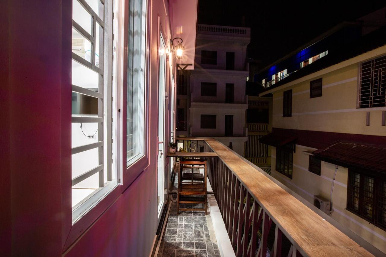 5.T Hostel Hué Extérieur photo