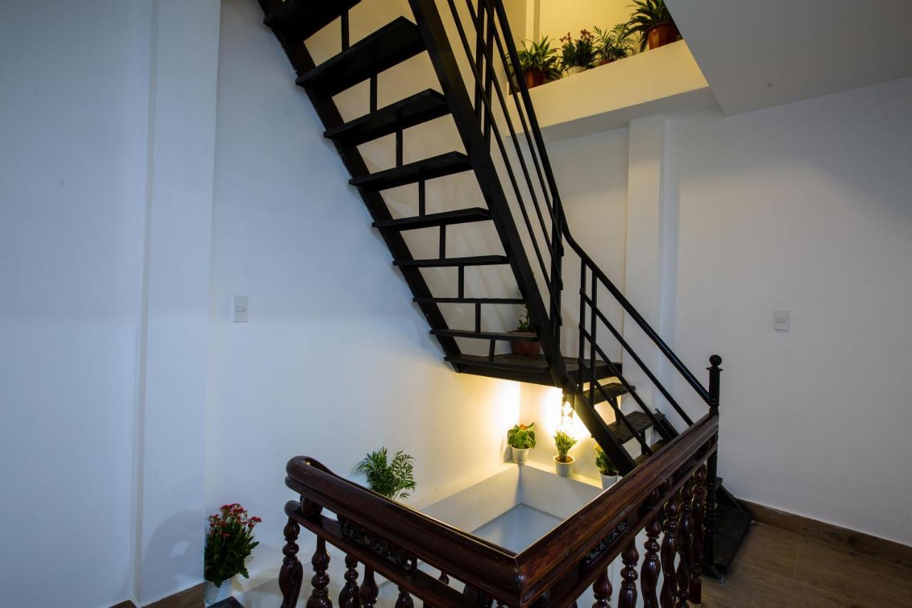 5.T Hostel Hué Extérieur photo