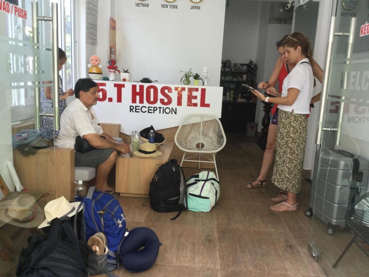 5.T Hostel Hué Extérieur photo